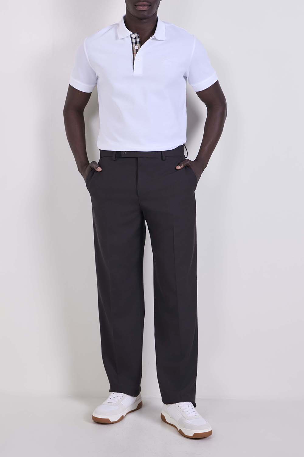 חולצת פולו בגזרת סלים